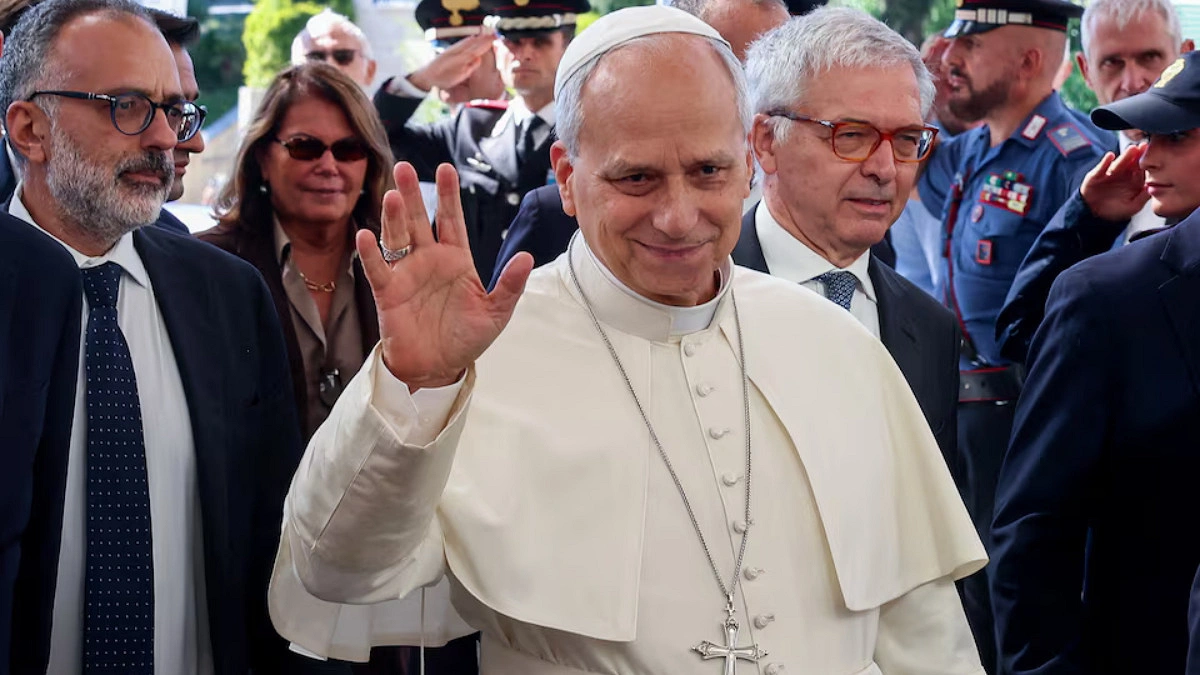 Pope Leo diagnosed with cancer as doctors remove part of lung, Vatican says