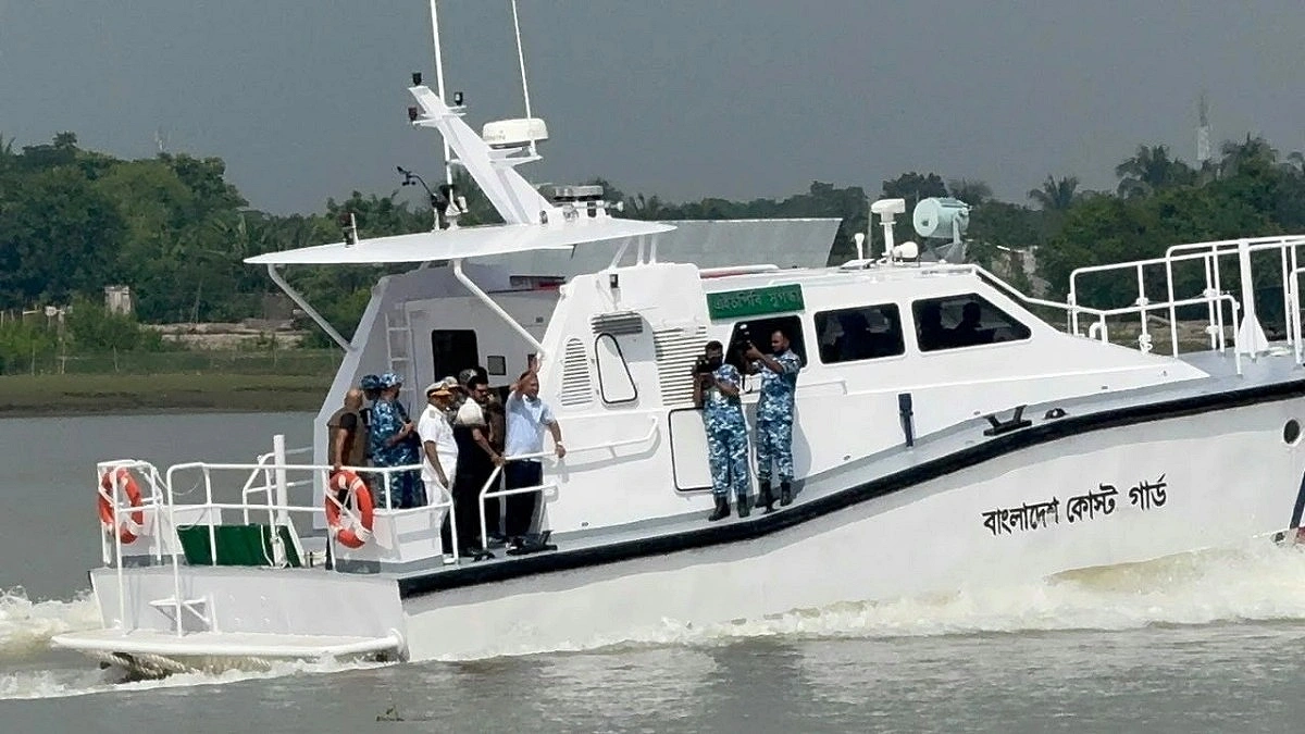PM arrives in Mongla