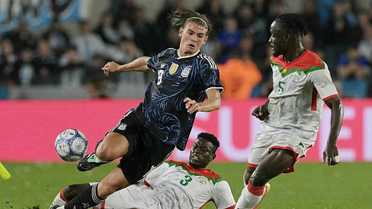 Argentina thrash Burkina Faso 7-0