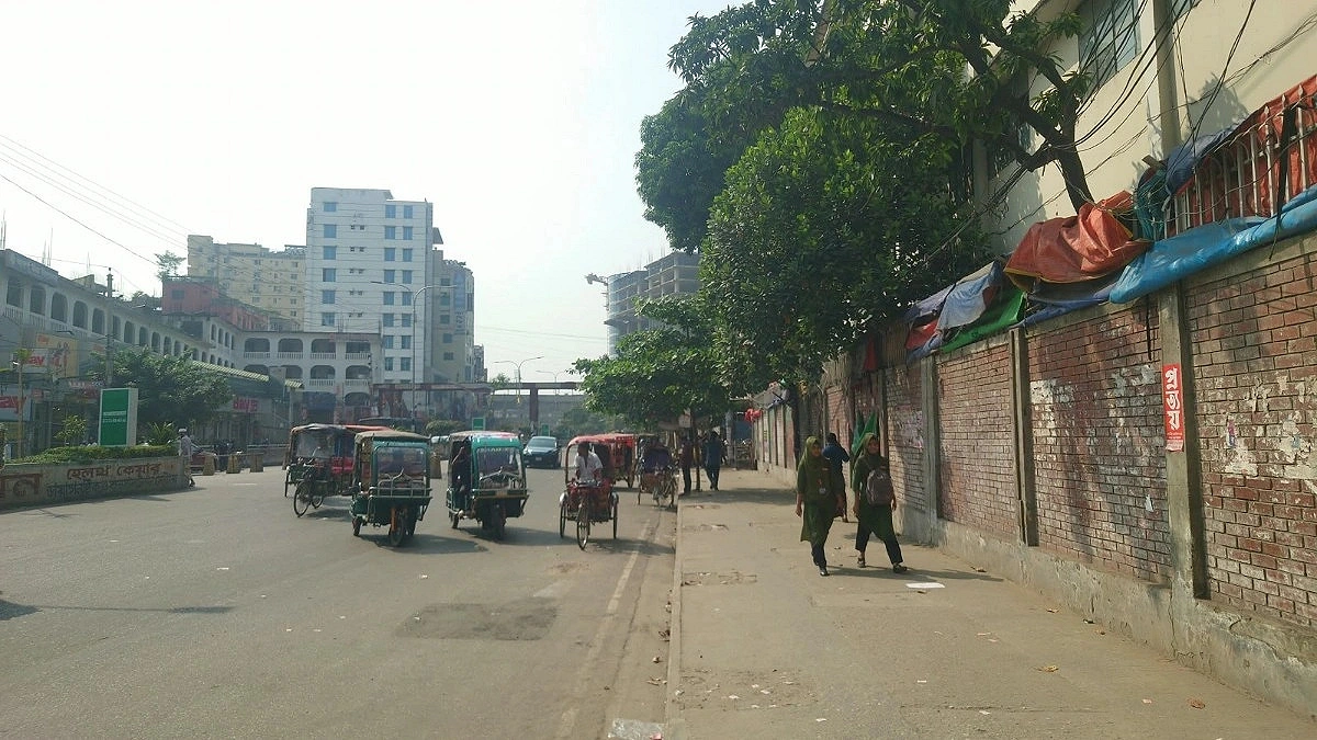 Relief Returns to Mirpur Pedestrians: Where have the street vendors gone?