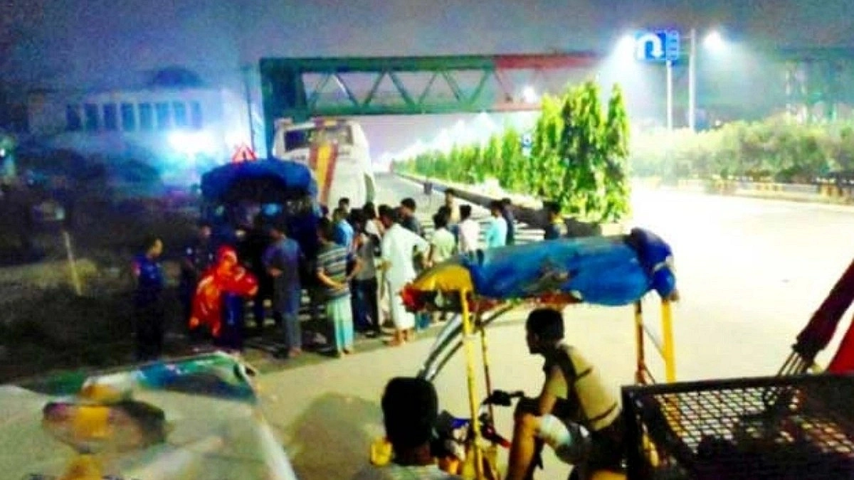 Robbery reported on passenger bus in Fatullah