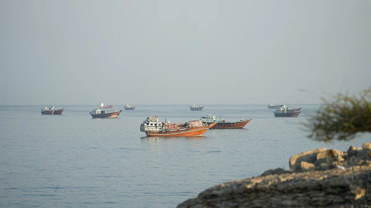 Iran plans to cut Gulf undersea cables if war resumes