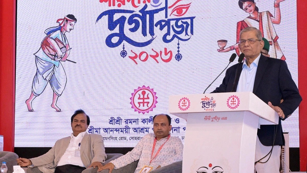Fakhrul visits temple, greets Hindu community on Durga Puja