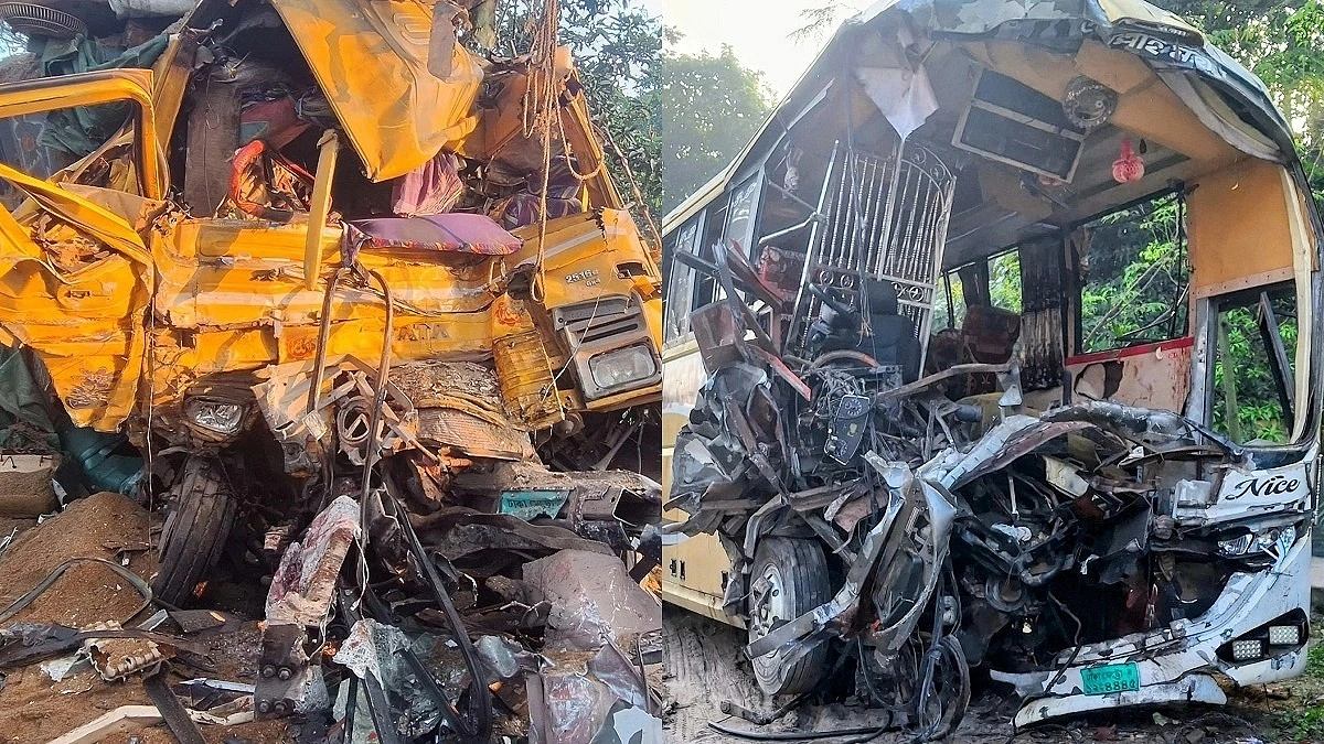 10 killed in head-on collision between bus and truck in Natore