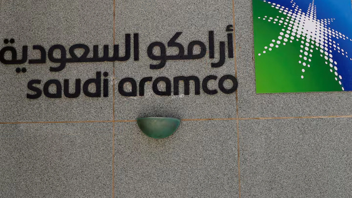 Houthi attack on Aramco building in Saudi Arabia after Sanaa struck