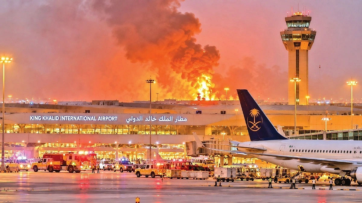 Saudi skies empty amid Houthi fears